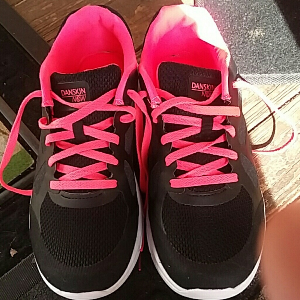 Tennis Shoes